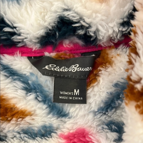 Eddie Bauer Multicolor Patterned Pull-Over - Picture 4 of 11